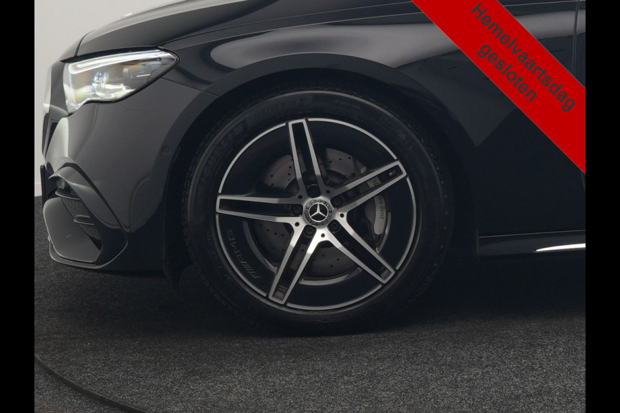 Mercedes-Benz E-Klasse Estate 300 e AMG Line PHEV 313pk INCL BTW Dealer O.H. | Trekhaak Af Fabriek | Adaptive Cruise | 360 Camera | Digital Light | Alcantara Sportstoelen Memory & Verwarmd | Sfeerverlichting | Keyless | Blis | Navigatie | DAB | Plug In Hybrid |