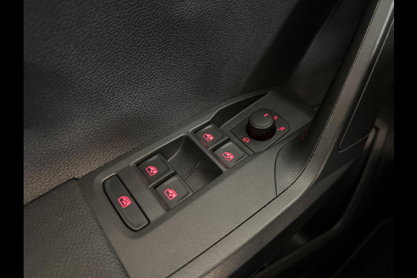 Seat Arona 1.0 TSI Style Business Connect Airco Navi Carplay Cruise Control PDC Achter
