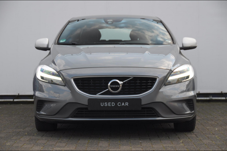 Volvo V40 T4 190PK Automaat Business Sport / Trekhaak / Leder met alcantara interieur / R-Design / Stoelverwarming / Bluetooth / Parkeersensoren / navigatie