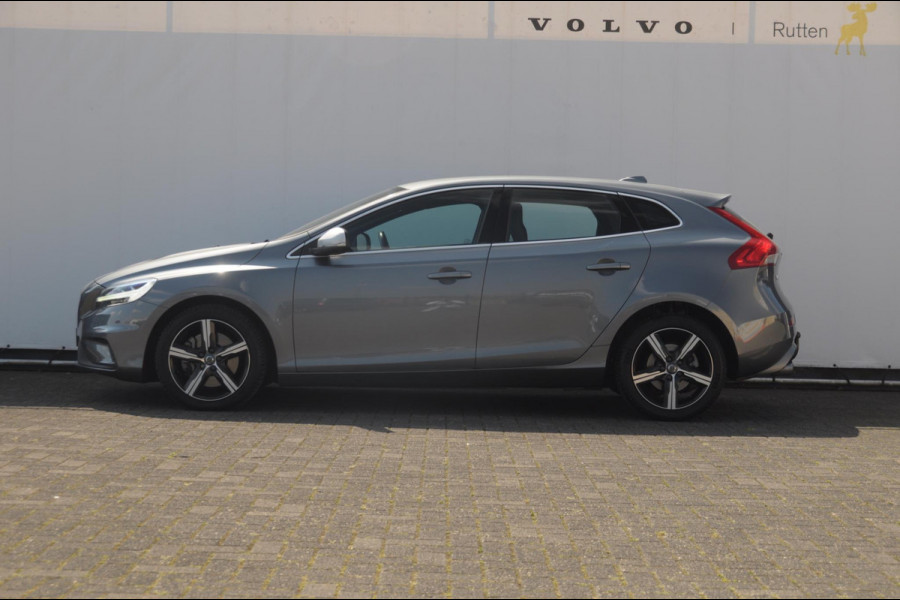 Volvo V40 T4 190PK Automaat Business Sport / Trekhaak / Leder met alcantara interieur / R-Design / Stoelverwarming / Bluetooth / Parkeersensoren / navigatie