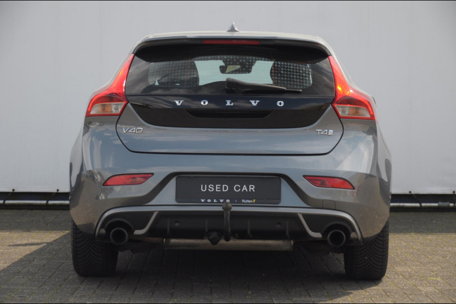 Volvo V40 T4 190PK Automaat Business Sport / Trekhaak / Leder met alcantara interieur / R-Design / Stoelverwarming / Bluetooth / Parkeersensoren / navigatie