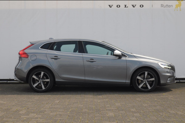 Volvo V40 T4 190PK Automaat Business Sport / Trekhaak / Leder met alcantara interieur / R-Design / Stoelverwarming / Bluetooth / Parkeersensoren / navigatie