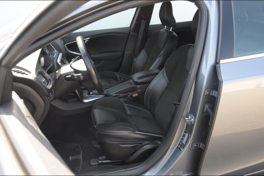 Volvo V40 T4 190PK Automaat Business Sport / Trekhaak / Leder met alcantara interieur / R-Design / Stoelverwarming / Bluetooth / Parkeersensoren / navigatie