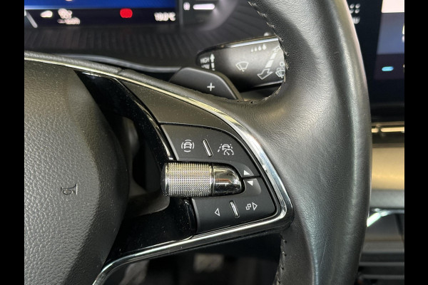 Škoda Octavia Combi 1.0 e-TSI Business Edition Navigatie Apple Carplay/Android Auto Parkeersensoren Adaptive Cruise Control Virtual Cockpit Full Led Climate Control Lichtmetalen velgen