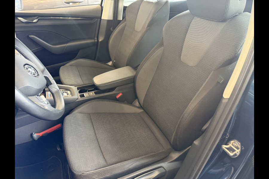 Škoda Octavia Combi 1.0 e-TSI Business Edition Navigatie Apple Carplay/Android Auto Parkeersensoren Adaptive Cruise Control Virtual Cockpit Full Led Climate Control Lichtmetalen velgen