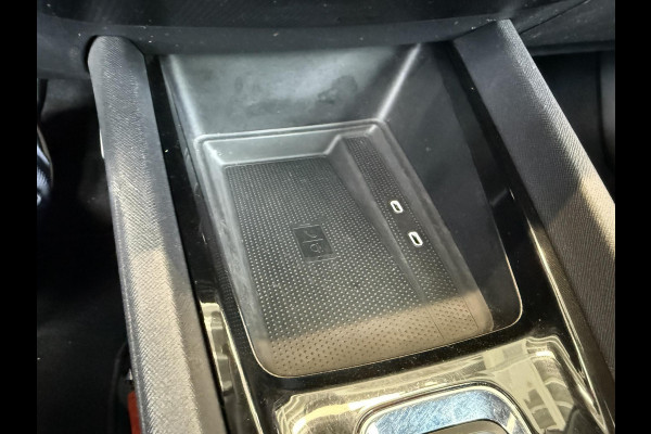 Škoda Octavia Combi 1.0 e-TSI Business Edition Navigatie Apple Carplay/Android Auto Parkeersensoren Adaptive Cruise Control Virtual Cockpit Full Led Climate Control Lichtmetalen velgen
