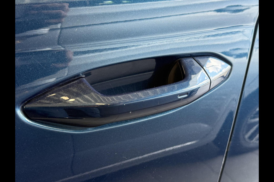 Škoda Octavia Combi 1.0 e-TSI Business Edition Navigatie Apple Carplay/Android Auto Parkeersensoren Adaptive Cruise Control Virtual Cockpit Full Led Climate Control Lichtmetalen velgen