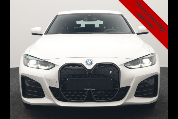 BMW i4 eDrive35 M Sport 70 kWh 286pk Dealer O.H | Trekhaak Af Fabriek | Adaptive Cruise | 360 Camera | Alcantara Sportstoelen Verwarmd | Widescreen Navi | Apple Carplay | Virtual | DAB | 18" L.M |