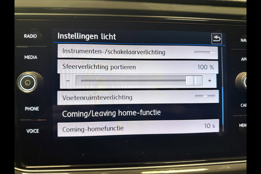 Volkswagen T-Roc 1.0 TSI Sport V-COCKPIT/NAVI/CAM/DAB/CARPLAY/ECC/PDC/CRUISE///