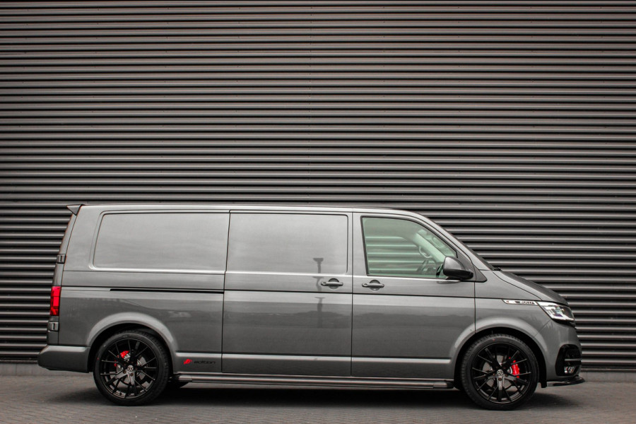 Volkswagen Transporter 2.0 TDI L2H1 150PK JB- EDITION DSG / PDC / VERLAGINGSVEREN / LEDEREN BEKLEDING / FULL / APPLE CARPLAY /NAVI