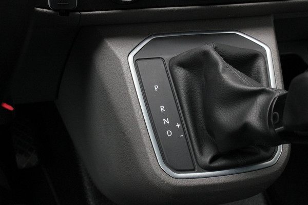 Volkswagen Transporter 2.0 TDI L2H1 150PK JB- EDITION DSG / PDC / VERLAGINGSVEREN / LEDEREN BEKLEDING / FULL / APPLE CARPLAY /NAVI