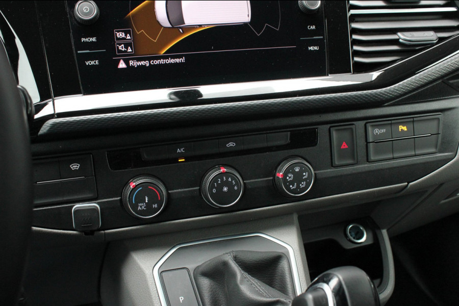 Volkswagen Transporter 2.0 TDI L2H1 150PK JB- EDITION DSG / PDC / VERLAGINGSVEREN / LEDEREN BEKLEDING / FULL / APPLE CARPLAY /NAVI