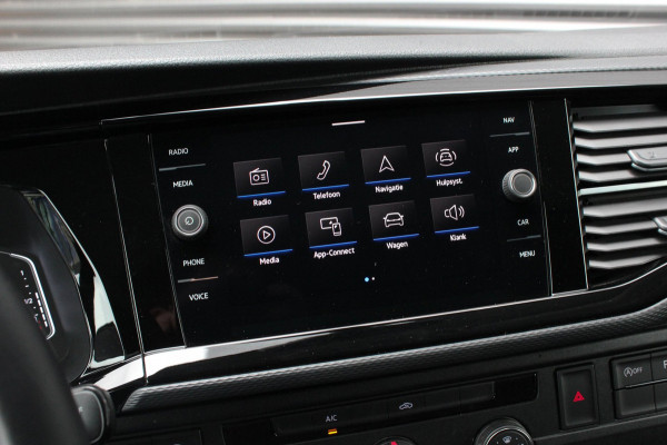 Volkswagen Transporter 2.0 TDI L2H1 150PK JB- EDITION DSG / PDC / VERLAGINGSVEREN / LEDEREN BEKLEDING / FULL / APPLE CARPLAY /NAVI