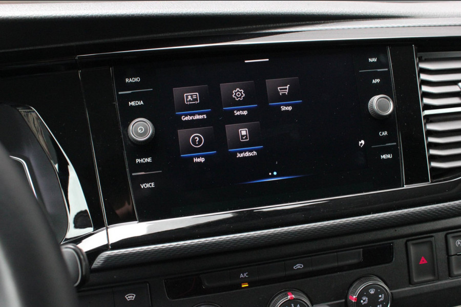 Volkswagen Transporter 2.0 TDI L2H1 150PK JB- EDITION DSG / PDC / VERLAGINGSVEREN / LEDEREN BEKLEDING / FULL / APPLE CARPLAY /NAVI