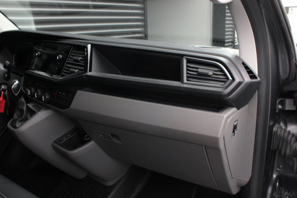 Volkswagen Transporter 2.0 TDI L2H1 150PK JB- EDITION DSG / PDC / VERLAGINGSVEREN / LEDEREN BEKLEDING / FULL / APPLE CARPLAY /NAVI