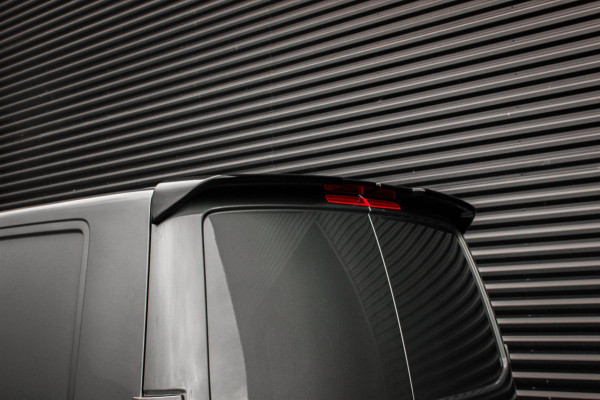 Volkswagen Transporter 2.0 TDI L2H1 150PK JB- EDITION DSG / PDC / VERLAGINGSVEREN / LEDEREN BEKLEDING / FULL / APPLE CARPLAY /NAVI