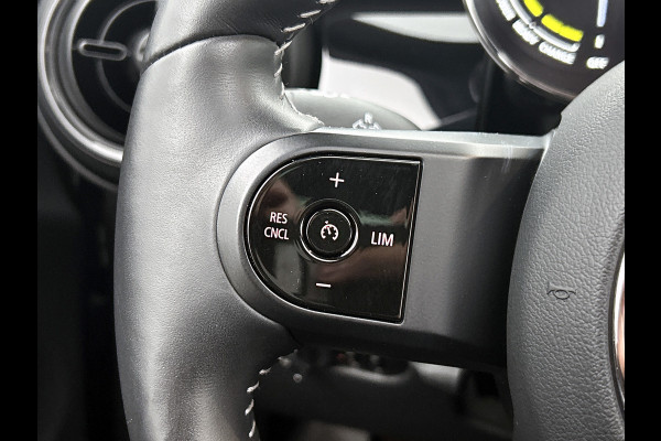 MINI Mini Electric MINI Yours 33 kWh VOLL!! (Panorama, Camera, Harman/Kardon, Leder, Head-up, StoelV, Etc)
