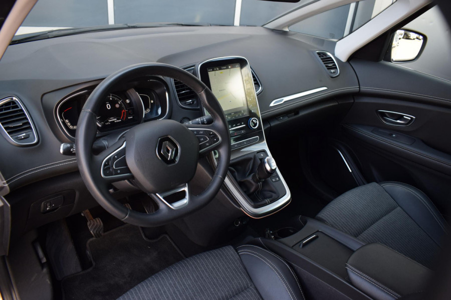 Renault Grand Scénic 1.3 TCe Techno 7p. | 18" Lm Velgen | achteruitrijcamera | Navi | Cruise |