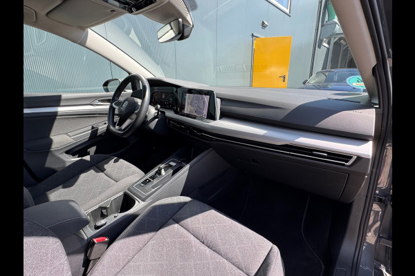 Volkswagen Golf 1.0 TSI Life * Automaat * Camera * Visueel Cockpit *