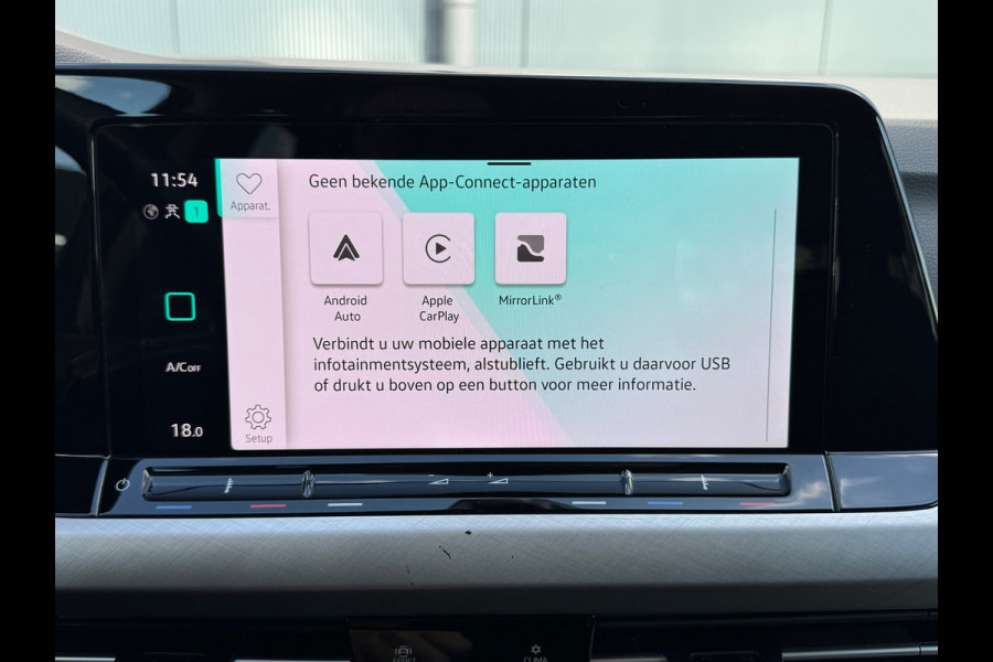 Volkswagen Golf 1.0 TSI Life * Automaat * Camera * Visueel Cockpit *