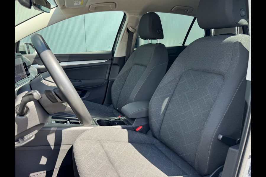 Volkswagen Golf 1.0 TSI Life * Automaat * Camera * Visueel Cockpit *
