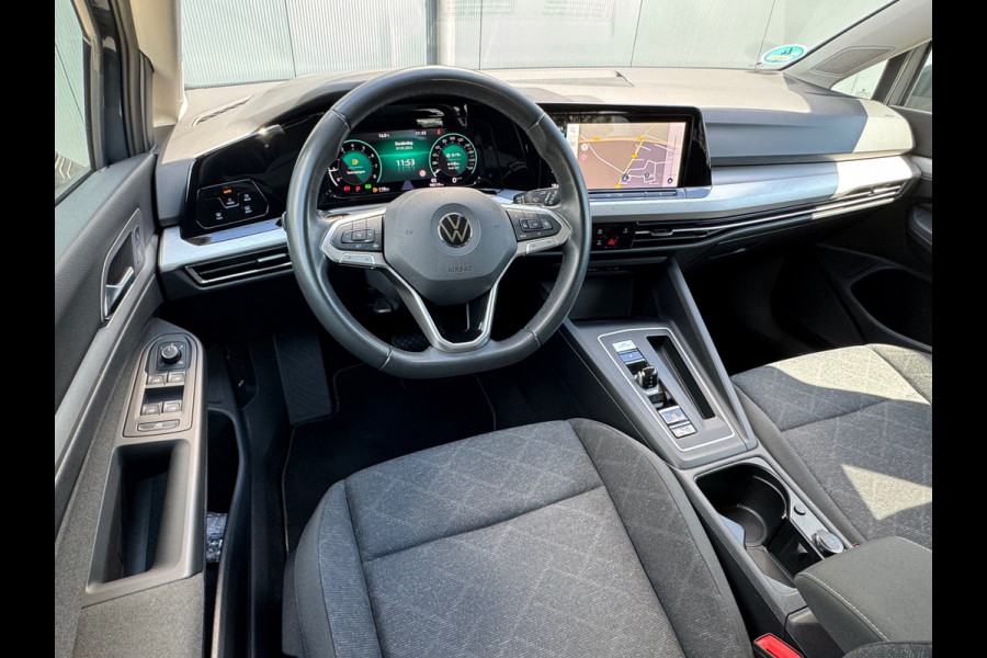 Volkswagen Golf 1.0 TSI Life * Automaat * Camera * Visueel Cockpit *