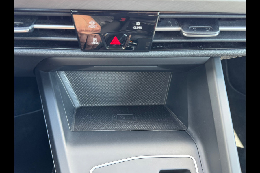 Volkswagen Golf 1.0 TSI Life * Automaat * Camera * Visueel Cockpit *