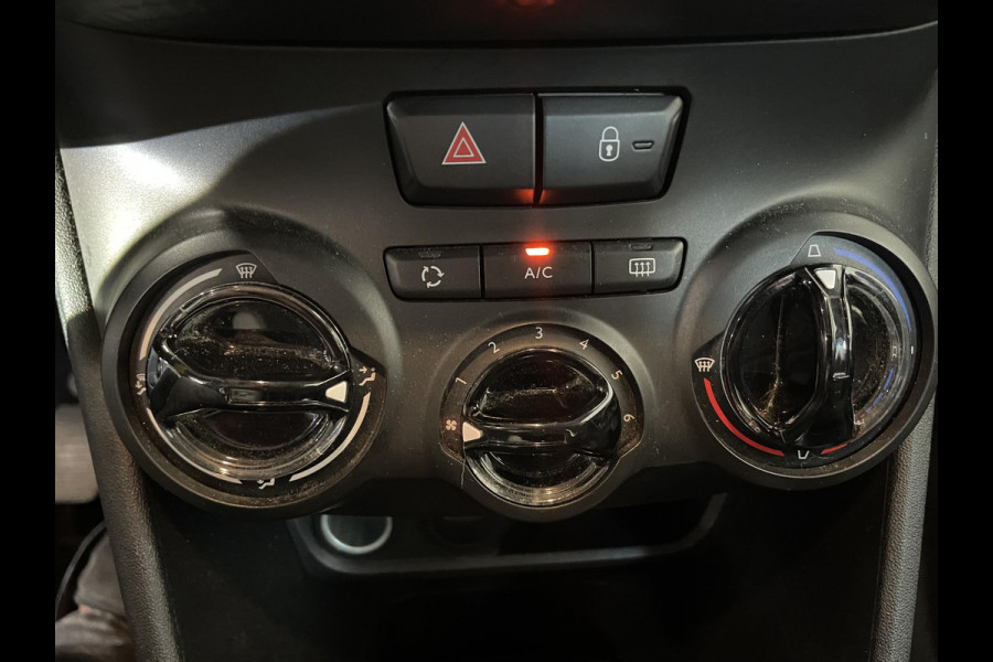 Peugeot 2008 1.2 PureTech Active 82pk Navigatie Apple Carplay/Android Auto Cruise Control Airco