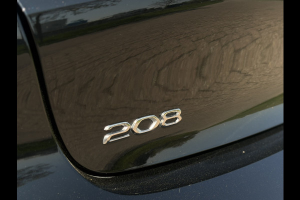Peugeot 208 1.2 PureTech Allure !!! Verkocht !!! 1e Eigenaar | Dealeronderhouden & DB-Riem reeds vervangen | Apple Carplay/Android Auto | DAB + | NAVI | 3D Cockpit