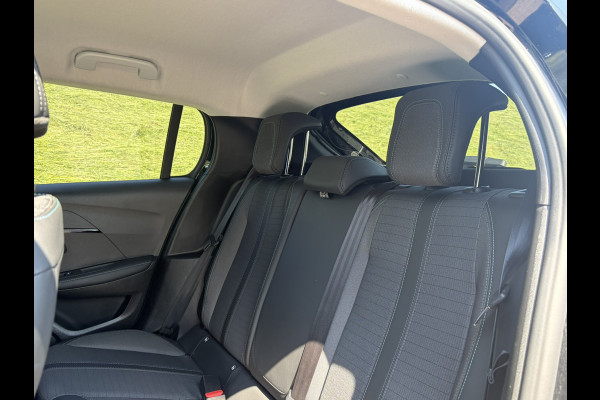 Peugeot 208 1.2 PureTech Allure !!! Verkocht !!! 1e Eigenaar | Dealeronderhouden & DB-Riem reeds vervangen | Apple Carplay/Android Auto | DAB + | NAVI | 3D Cockpit