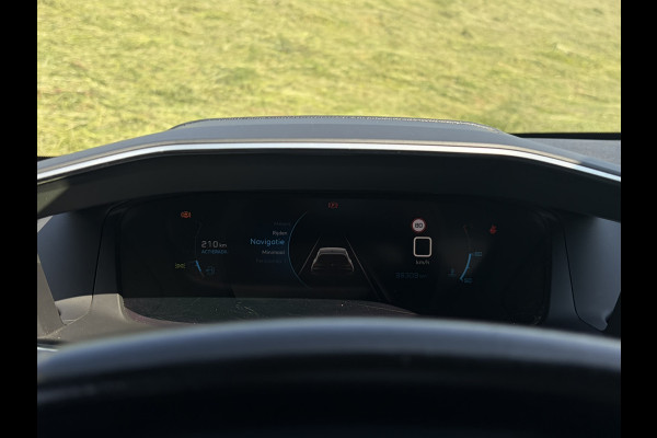 Peugeot 208 1.2 PureTech Allure !!! Verkocht !!! 1e Eigenaar | Dealeronderhouden & DB-Riem reeds vervangen | Apple Carplay/Android Auto | DAB + | NAVI | 3D Cockpit