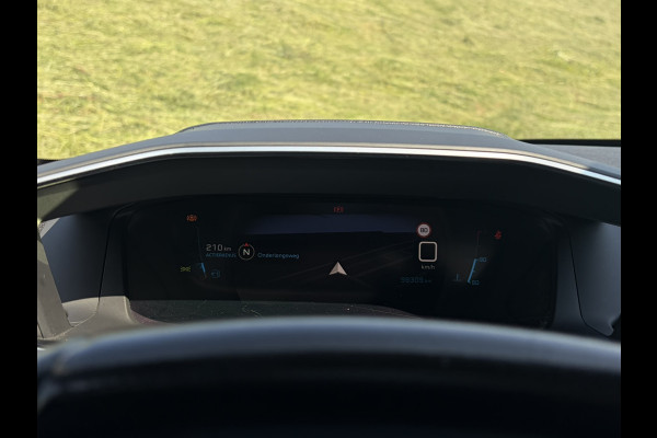 Peugeot 208 1.2 PureTech Allure !!! Verkocht !!! 1e Eigenaar | Dealeronderhouden & DB-Riem reeds vervangen | Apple Carplay/Android Auto | DAB + | NAVI | 3D Cockpit