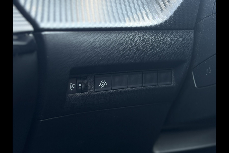 Peugeot 208 1.2 PureTech Allure !!! Verkocht !!! 1e Eigenaar | Dealeronderhouden & DB-Riem reeds vervangen | Apple Carplay/Android Auto | DAB + | NAVI | 3D Cockpit