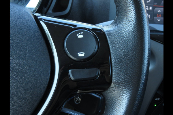 Toyota Aygo 1.0 VVT-i x-play | AIRCO | CRUISE CONTROL | ACHTERUITRIJCAMERA | DEALER OH |