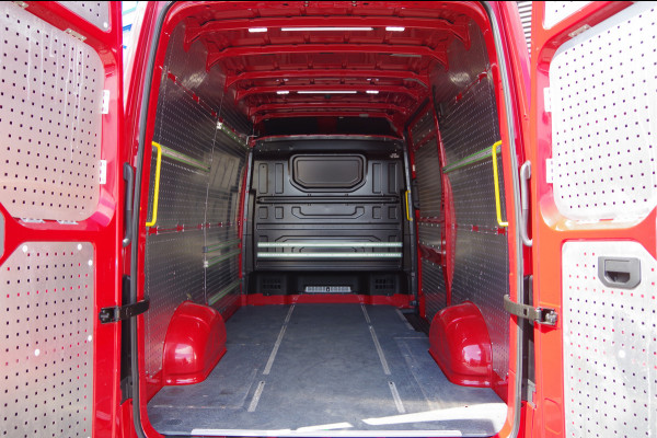 Volkswagen Crafter 35 2.0 TDI L3H3(L2H2) 177PK AUT. LED, GEV. ERGO COMFORT STOEL, STOELVERWARMING, CLIMA, VOORRUIT VERWARMING, CRUISE, MF STUURWIEL