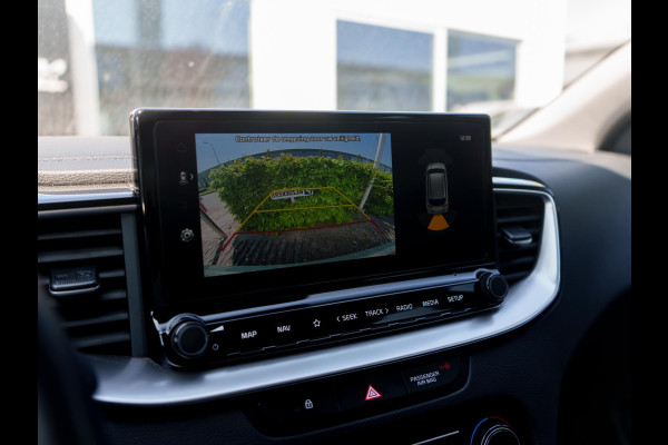 Kia Ceed Sportswagon 1.5 T-GDi DynamicPlusLine | Matrix LED Koplampen | Stoel/Stuurverwarming | Keyless Go | Elektrisch bedienbare achterklep | Carplay | Navigatie