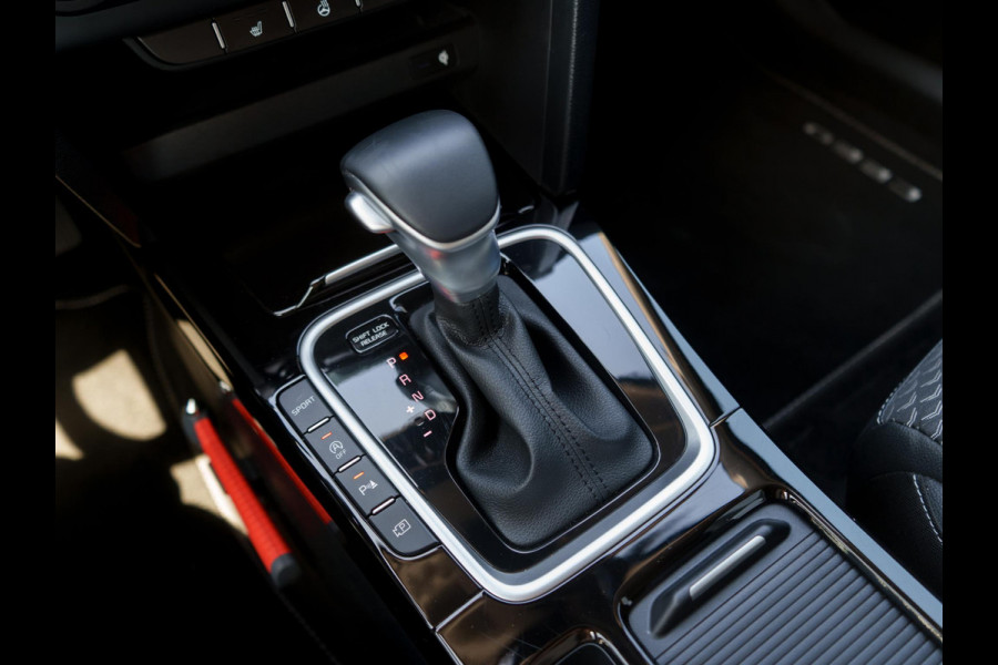 Kia Ceed Sportswagon 1.5 T-GDi DynamicPlusLine | Matrix LED Koplampen | Stoel/Stuurverwarming | Keyless Go | Elektrisch bedienbare achterklep | Carplay | Navigatie