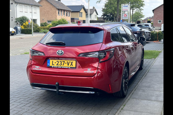Toyota Corolla Touring Sports 1.8 Hybrid GR Sport | Trekhaak, Navigatie, LED, Stoelverwarming, Parkeersensoren, CarPlay