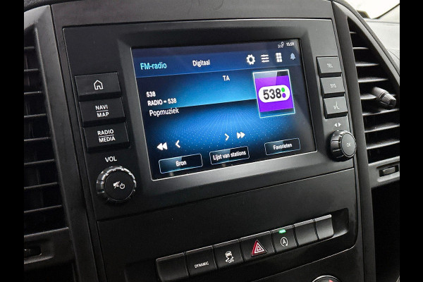 Mercedes-Benz Vito 114 CDI Lang Automaat Apple Carplay Camera Trekhaak Cruise control Airco Bluetooth