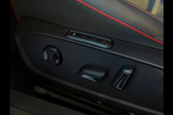 Volkswagen Golf 2.0 TSI GTI CLUBSPORT AKRAPOVIC|PANO|H&K|LEDER|HuD|MEMORY|IQLIGHTS|BLINDSPOT|NURBURGRING|STOELVERKOELING|BOMVOL!