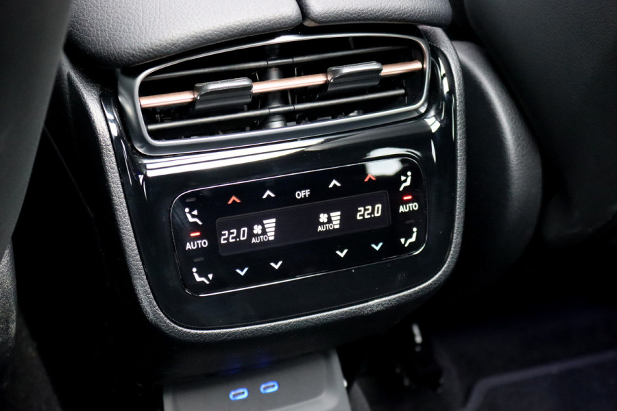 Mercedes-Benz EQE SUV 500 4MATIC AMG Line 91 kWh | 65.000,- ex BTW | Luchtvering | Hyperscreen | Achterasbesturing | Distronic+ | Massage | HUD | Stoelventilatie | Trekhaak | Memory | Verwarmd Stuurwiel | 22kW |