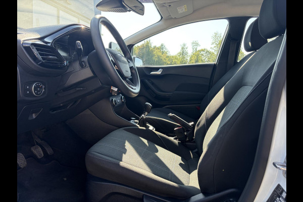 Ford Fiesta 1.0 EcoBoost Connected 1e Eigenaar,Apple Carplay,Airco,Cruise,Rijstrooksensor,Pdc,6 Bak,N.A.P,95pk,Dealer Onderhouden,Apk tot 06-2028