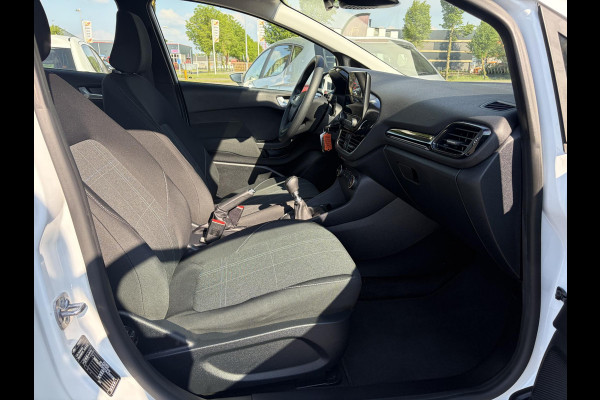 Ford Fiesta 1.0 EcoBoost Connected 1e Eigenaar,Apple Carplay,Airco,Cruise,Rijstrooksensor,Pdc,6 Bak,N.A.P,95pk,Dealer Onderhouden,Apk tot 06-2028
