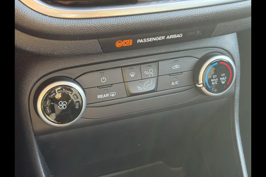 Ford Fiesta 1.0 EcoBoost Connected 1e Eigenaar,Apple Carplay,Airco,Cruise,Rijstrooksensor,Pdc,6 Bak,N.A.P,95pk,Dealer Onderhouden,Apk tot 06-2028