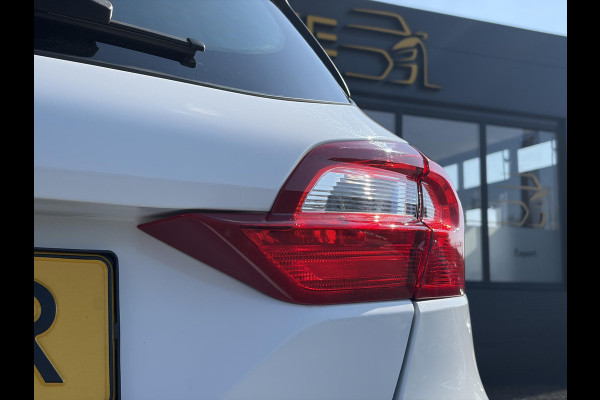 Ford Fiesta 1.0 EcoBoost Connected 1e Eigenaar,Apple Carplay,Airco,Cruise,Rijstrooksensor,Pdc,6 Bak,N.A.P,95pk,Dealer Onderhouden,Apk tot 06-2028