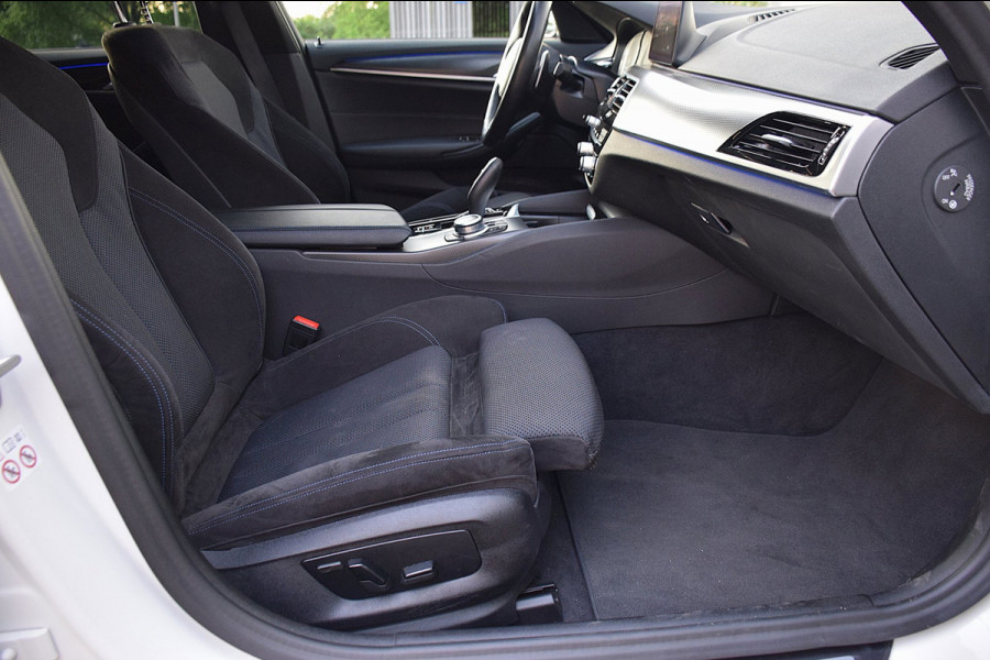 BMW 5 Serie Touring 530i High Executive*M-Pakket*Head-up*20"Inch*92Dkm*2021*