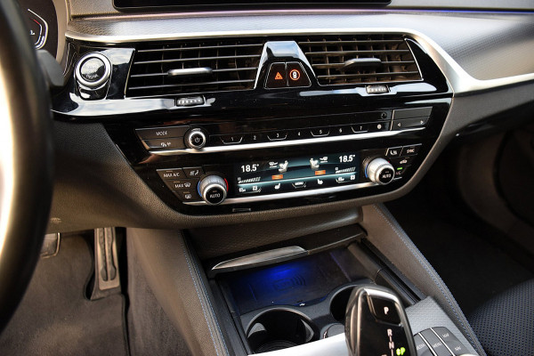 BMW 5 Serie Touring 530i High Executive*M-Pakket*Head-up*20"Inch*92Dkm*2021*