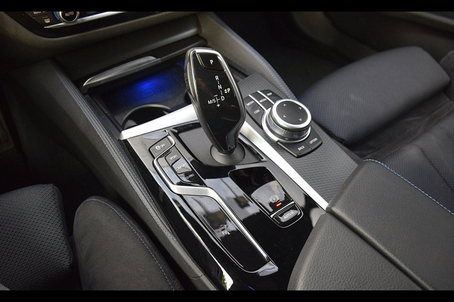 BMW 5 Serie Touring 530i High Executive*M-Pakket*Head-up*20"Inch*92Dkm*2021*