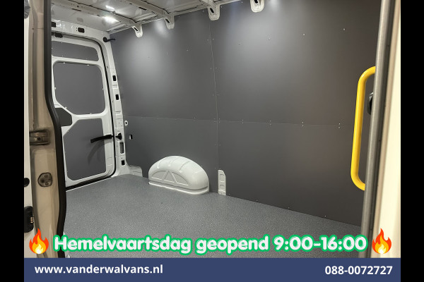 Volkswagen Crafter 2.0 TDI 141pk L3H3 L2H2 Euro6 Airco | Camera | Apple Carplay | Cruisecontrol Android Auto