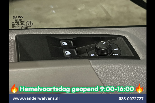 Volkswagen Crafter 2.0 TDI 141pk L3H3 L2H2 Euro6 Airco | Camera | Apple Carplay | Cruisecontrol Android Auto